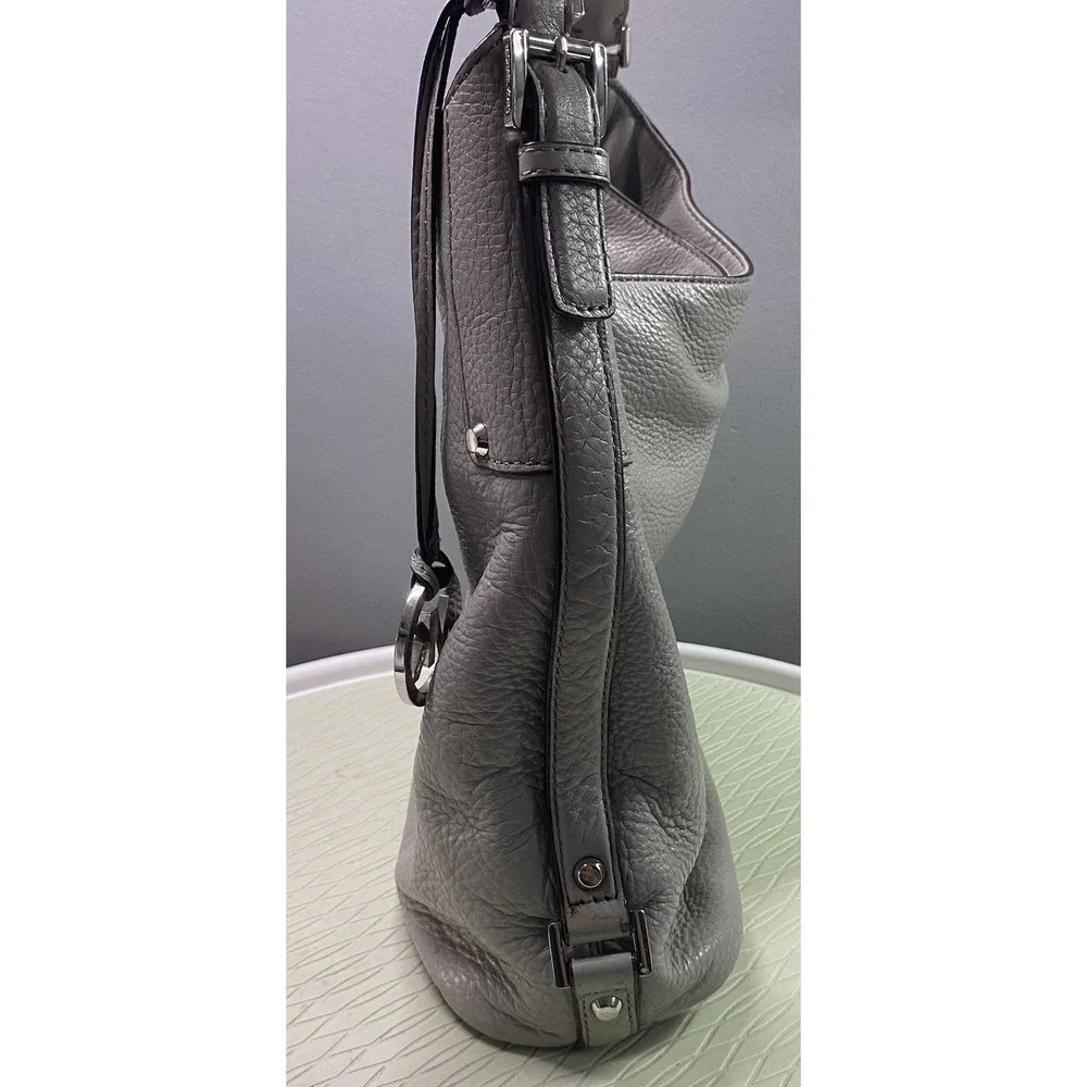 Michael Kors‎ Women's Bedford Light Gray Genuine Leather Pebble Handbag Purse